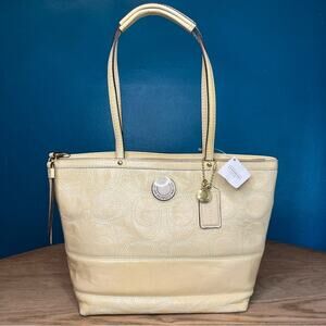 NWT Coach Signature Patent Leather Stitched Stripe Small Tote Butter Cream